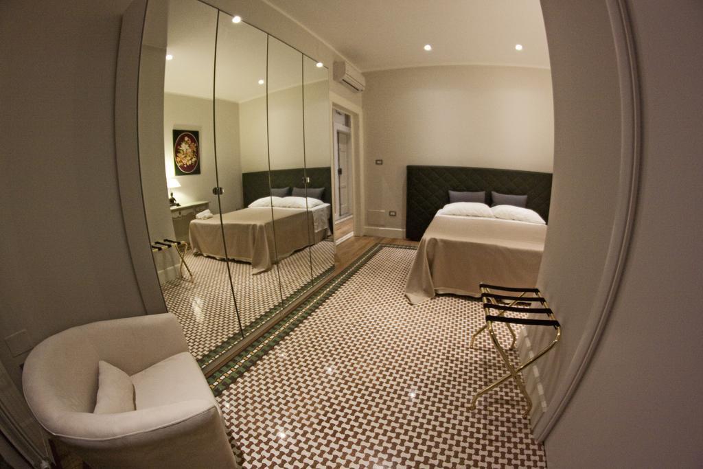 Palazzo 900 Bed & Breakfast Бриндизи Стая снимка