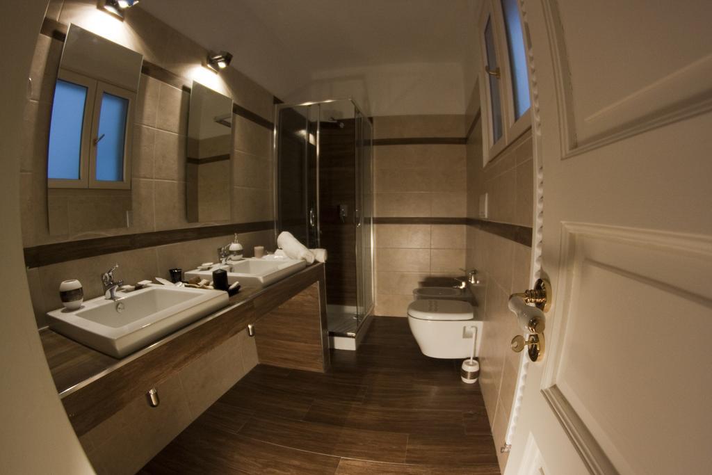 Palazzo 900 Bed & Breakfast Бриндизи Стая снимка